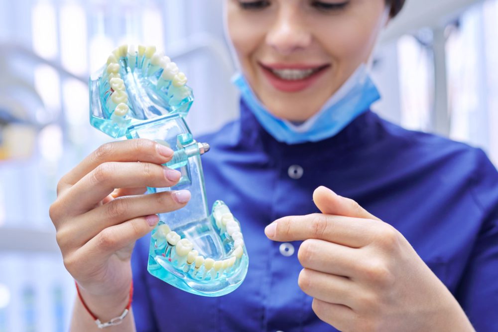 Read more about the article 什麼是3D齒雕？3D齒雕優缺點與壽命，牙醫師來解答