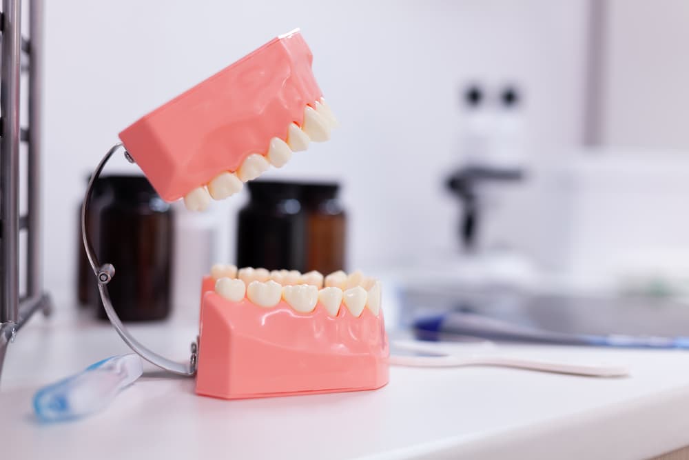 植牙材質知多少？藝品牙醫告訴你